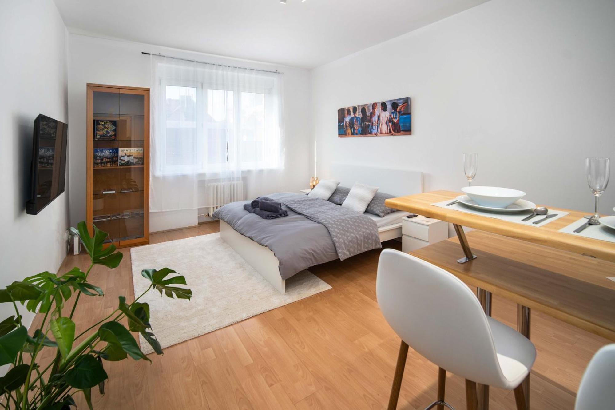 Best Location Apartment Air-Conditioned Bratislava Exteriör bild