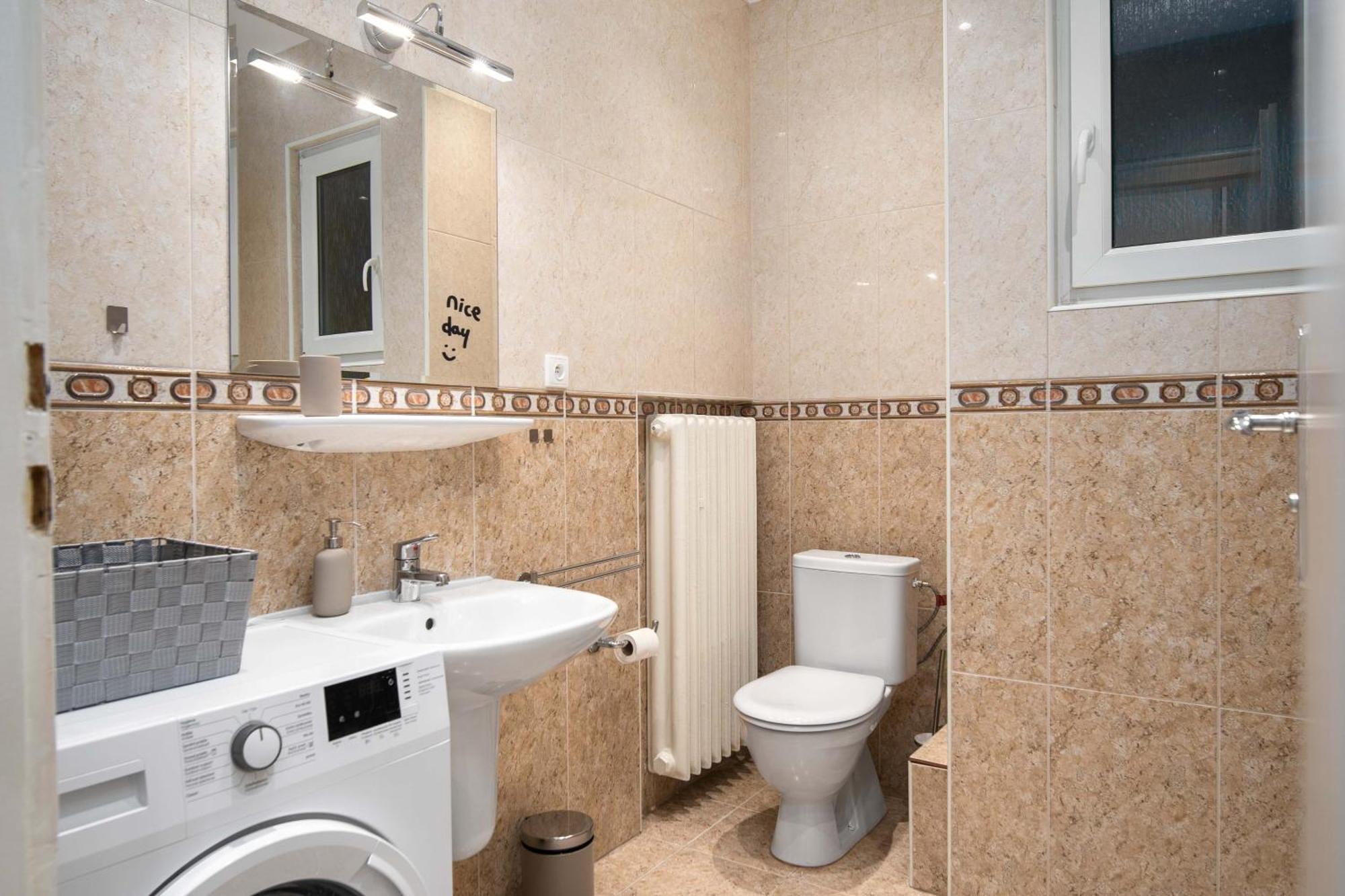 Best Location Apartment Air-Conditioned Bratislava Exteriör bild